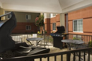 BBQ/picnic area