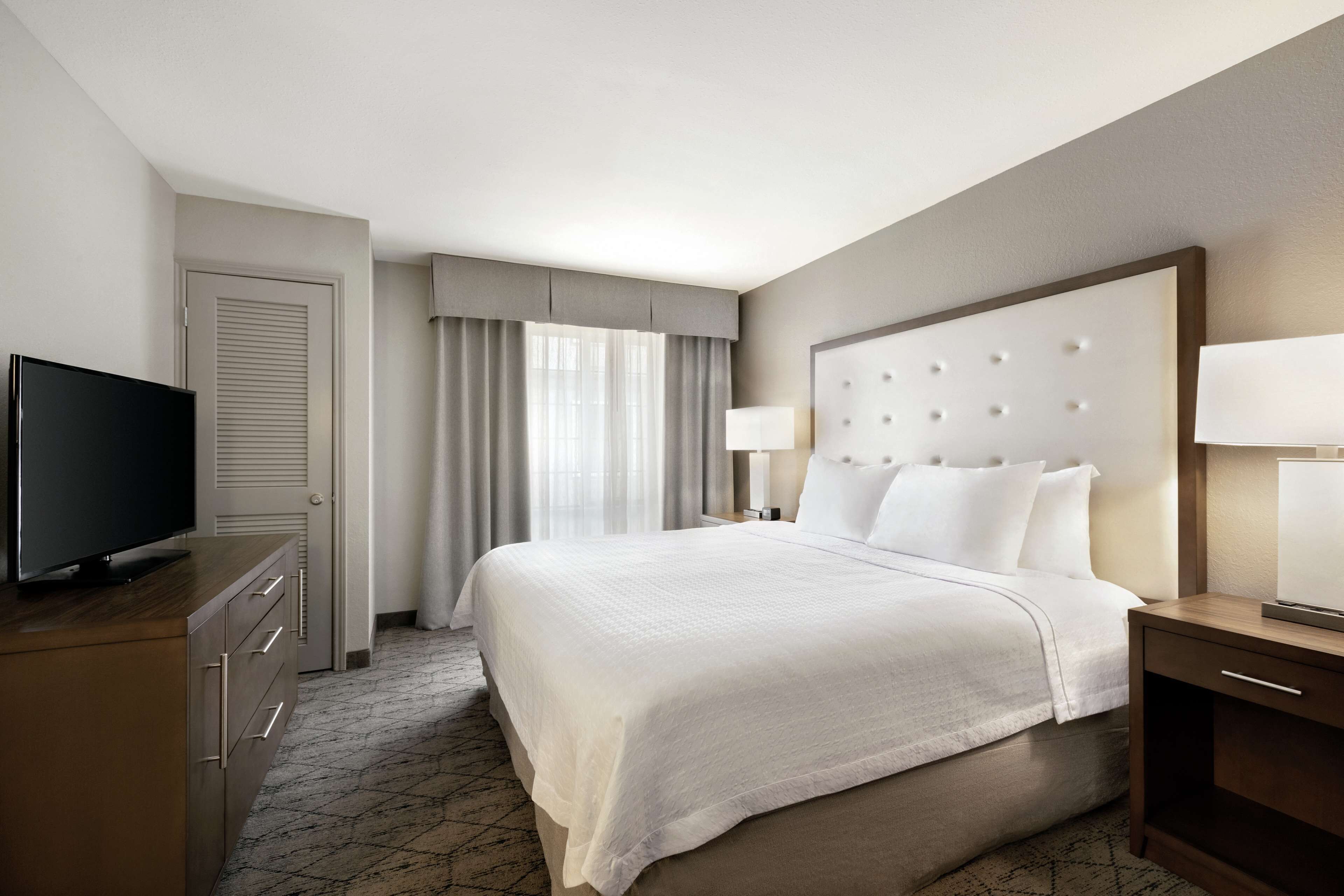 Photo - Homewood Suites by Hilton Portland Airport