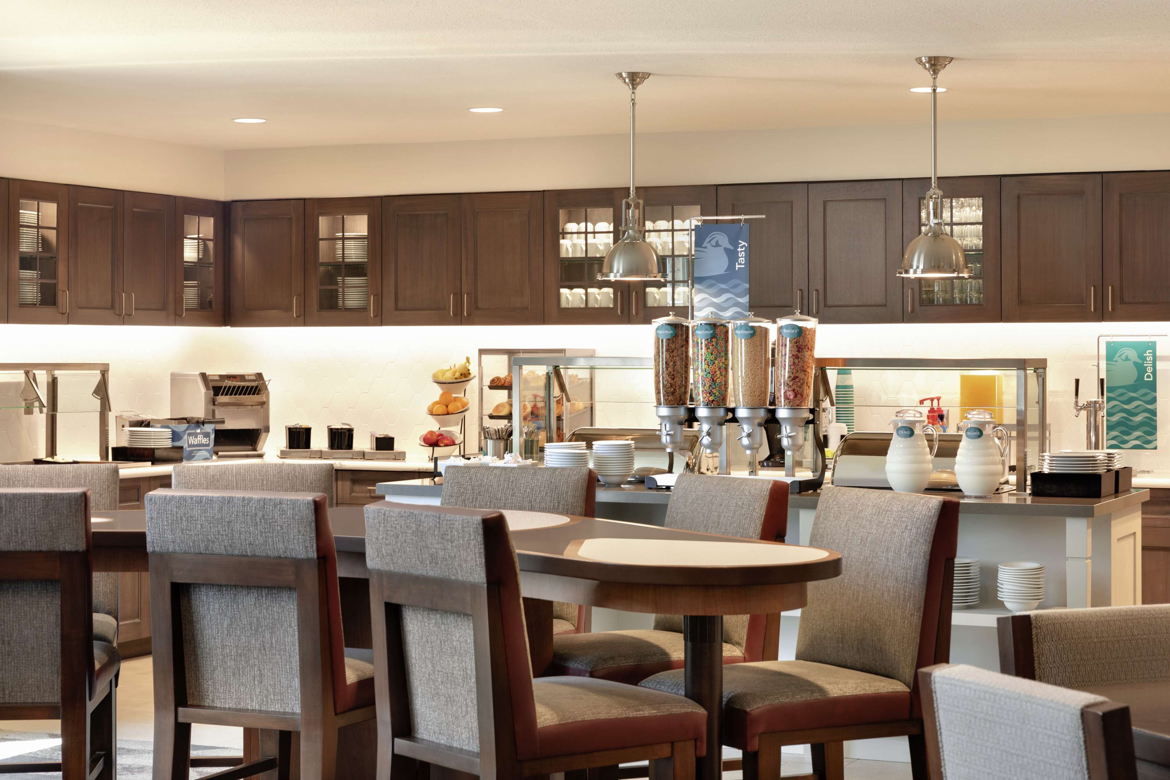 Foto - Homewood Suites by Hilton Portland Airport