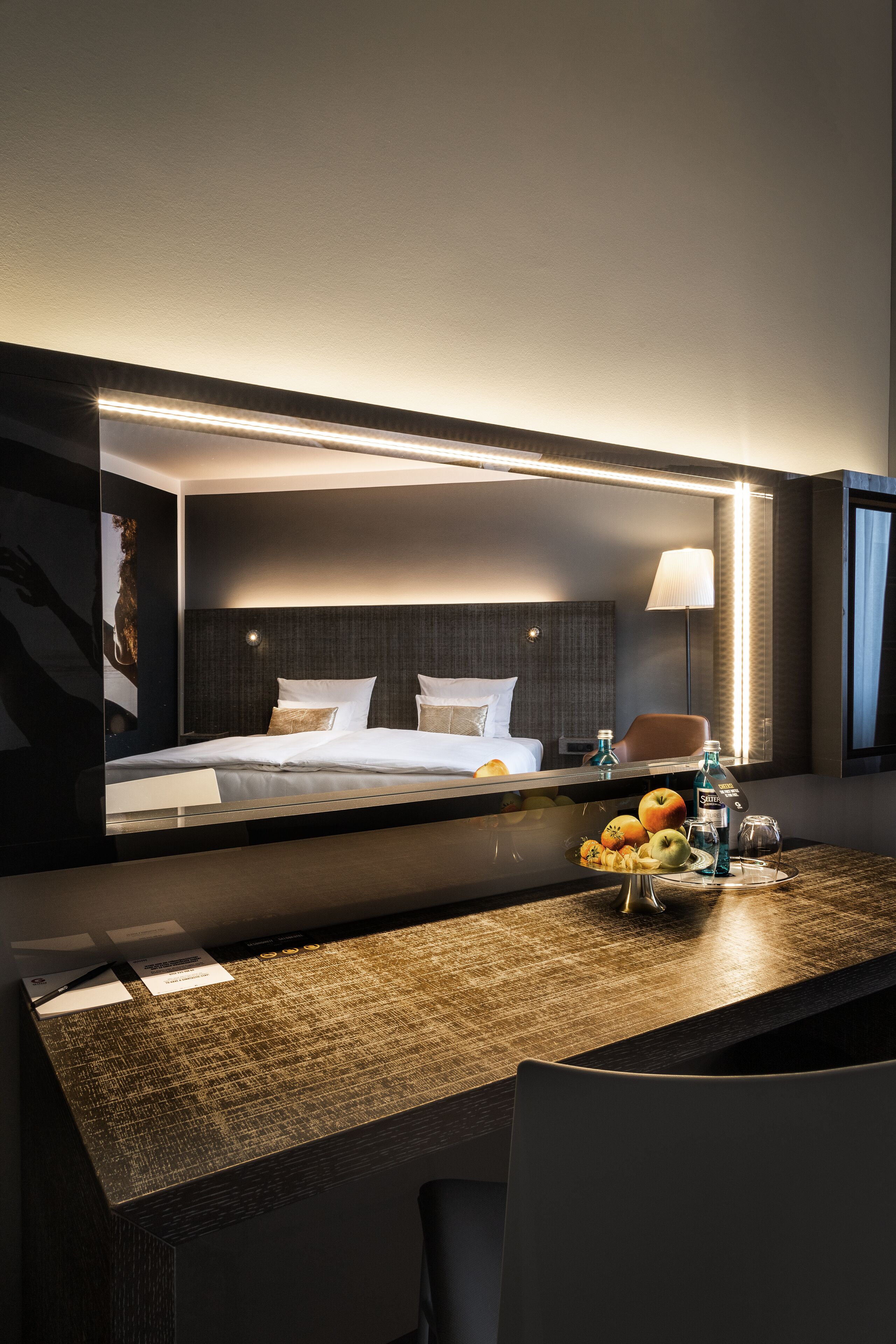 1 bedroom, premium bedding, in-room safe, desk