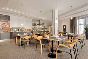 Daily buffet breakfast for a fee - Ramada by Wyndham Bottrop (Bottrop)