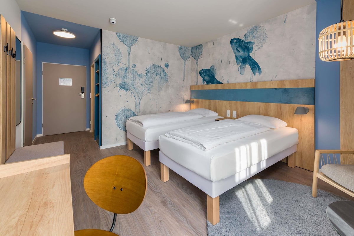 Literie hypoallergĂ©nique, bureau, systĂšme dâinsonorisation