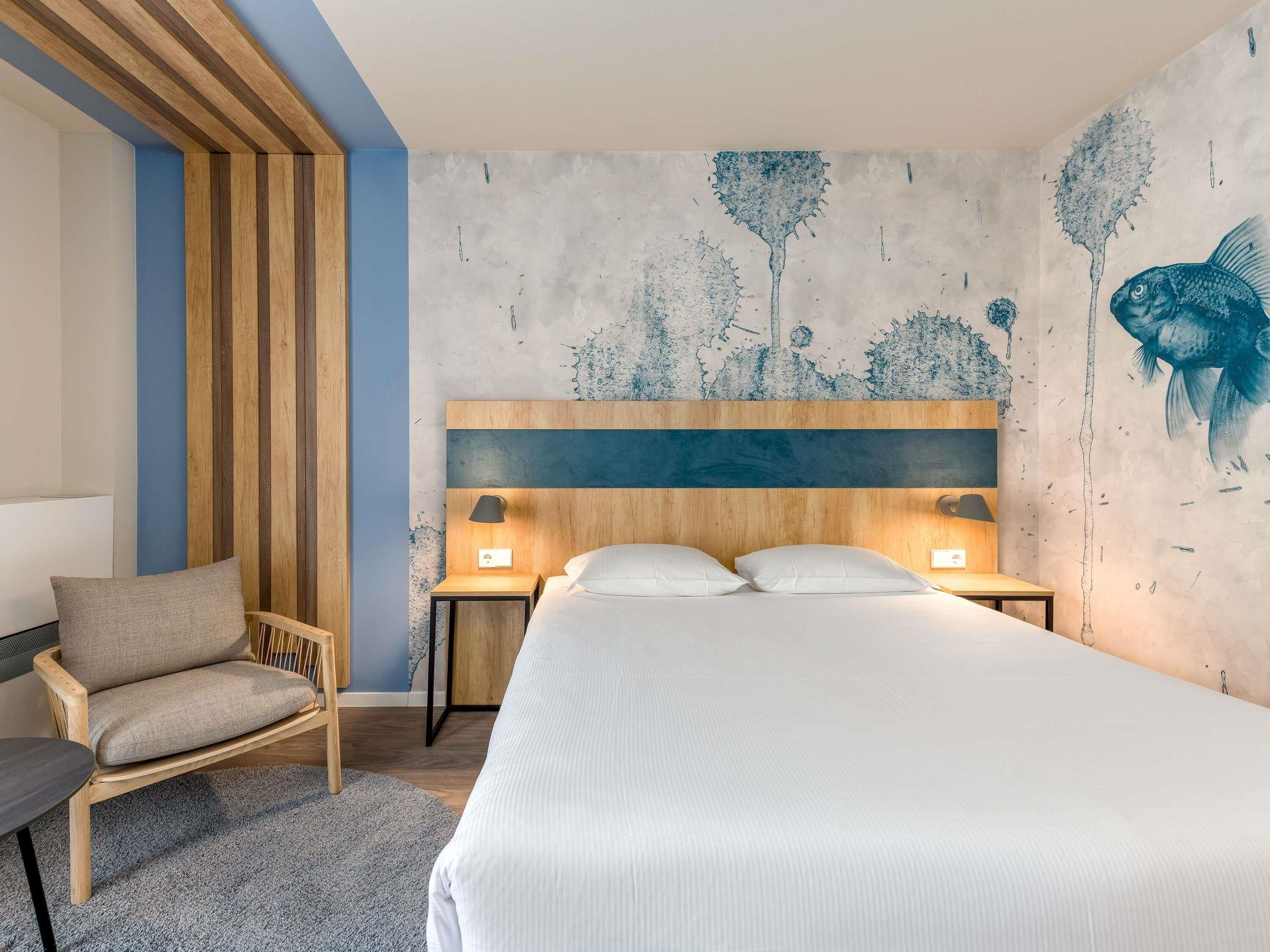 高級雙人房, 1 張標準雙人床 | 低過敏寢具、書桌、隔音、熨斗/熨衣板