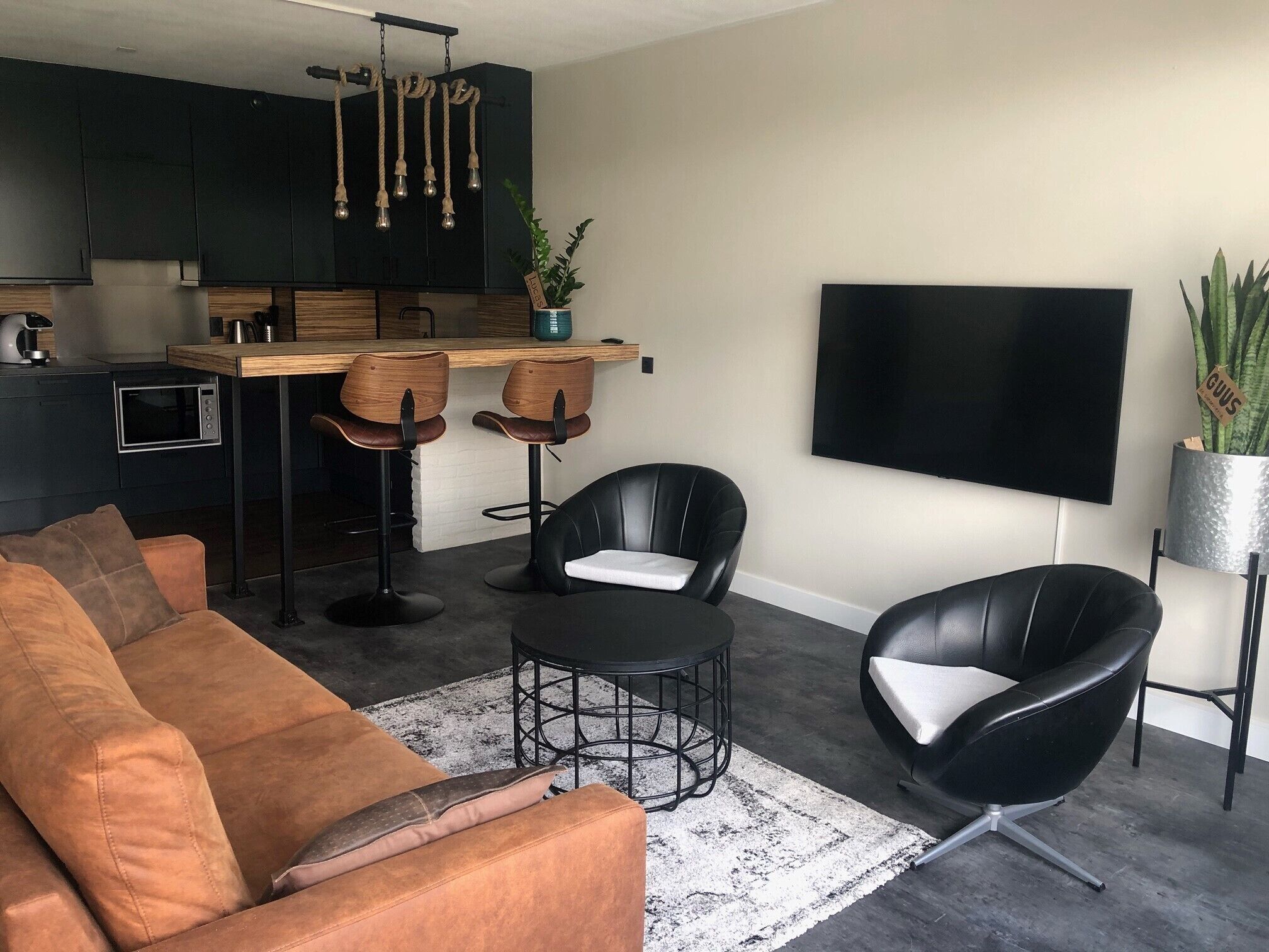 apartment | 1 bedroom, in-room safe, desk, blackout curtains