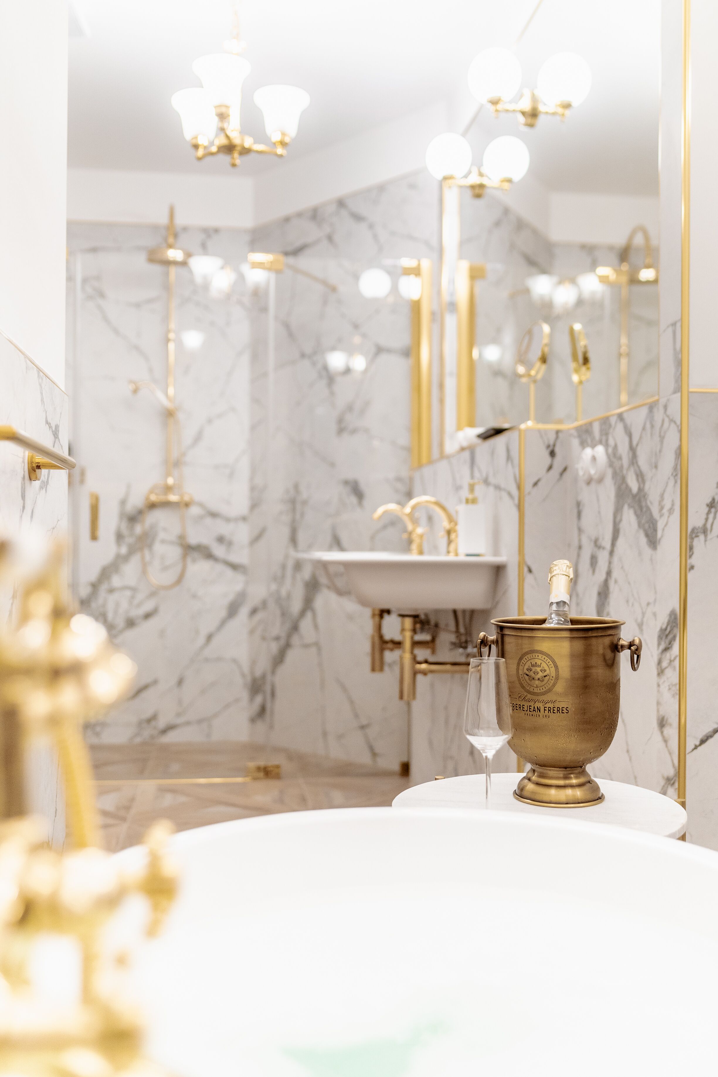 apartment | bathroom | free toiletries, hair dryer, towels