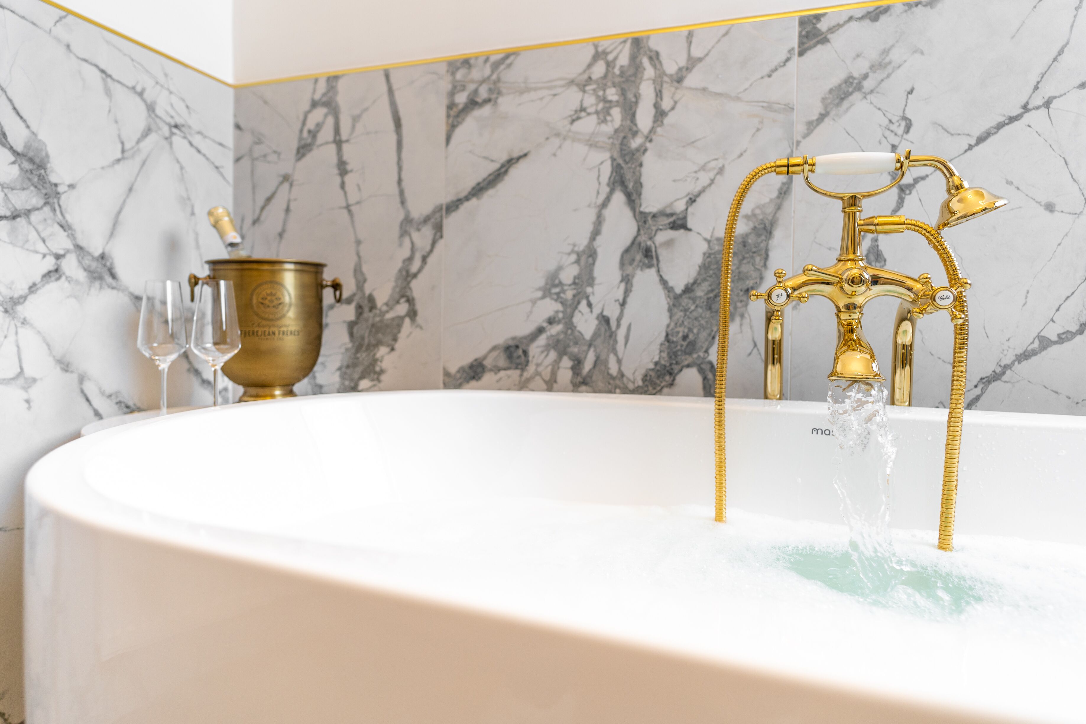 Apartment | Bathroom