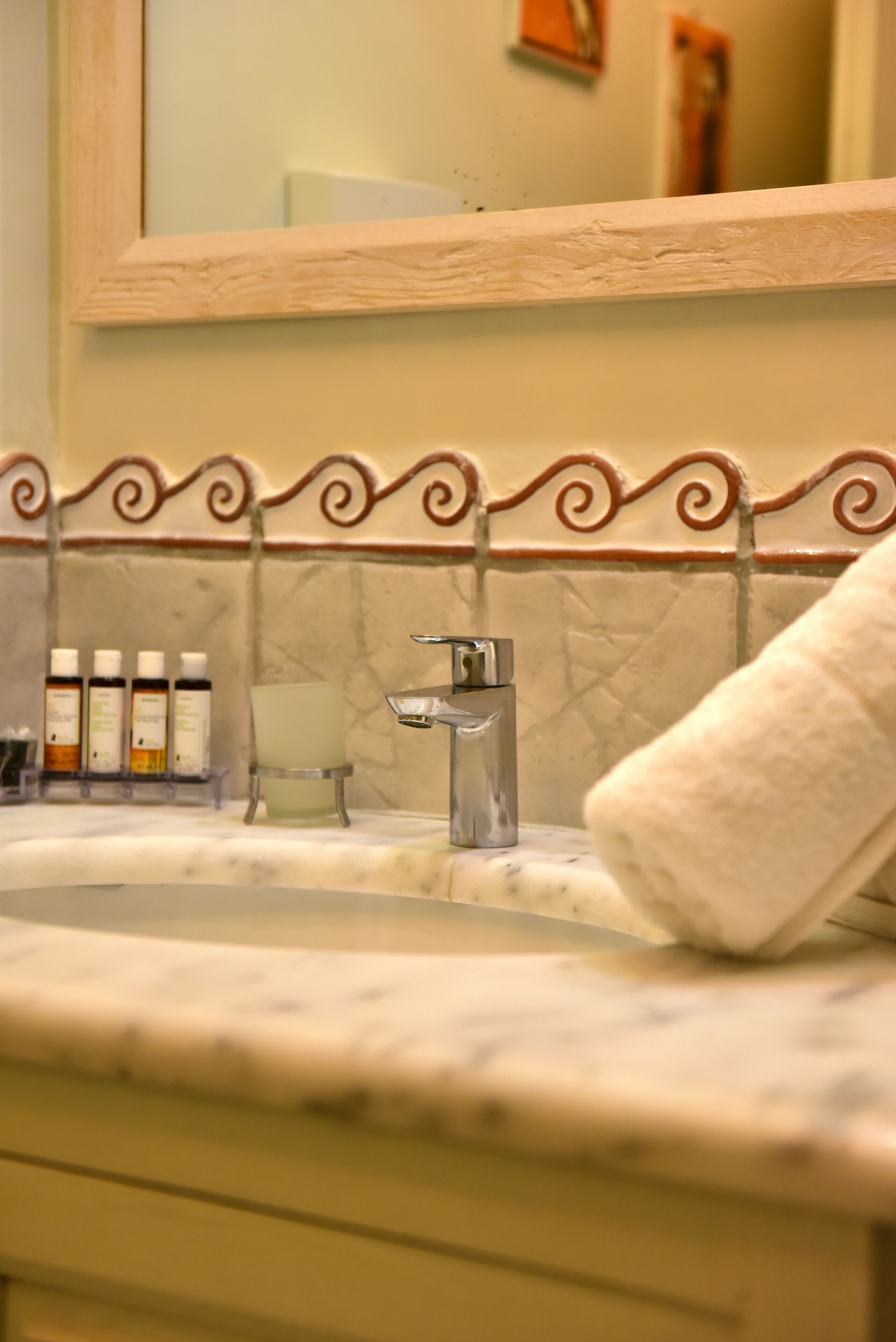 classic family suite | bathroom | jetted bath, designer toiletries, hair dryer, bathrobes