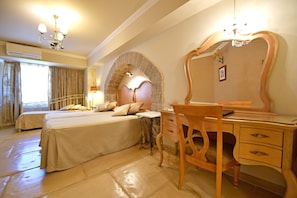 Superior-Dreibettzimmer, Badewanne