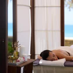 Couples treatment rooms, hot tub, steam room, Turkish bath