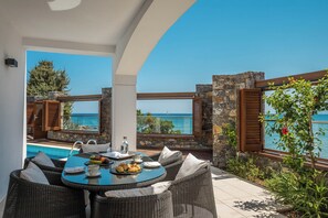 Premium Private Pool Villa | Terrasse/patio
