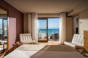 In-room safe, desk, blackout drapes, iron/ironing board - Creta Maris Resort - All Inclusive (Hersonissos)