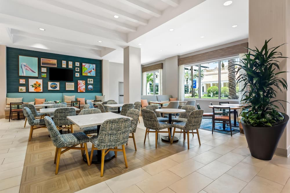 Hampton Inn & Suites St. Petersburg/Downtown