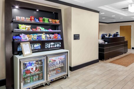 Hampton Inn Miami Dadeland - Image 9