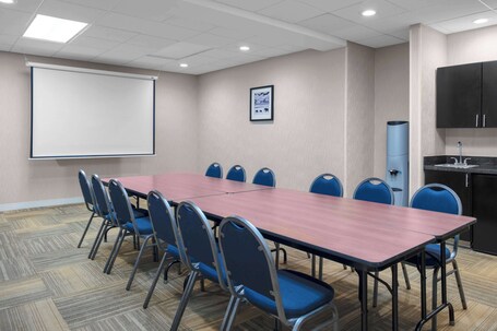 Hampton Inn Miami Dadeland - Image 25
