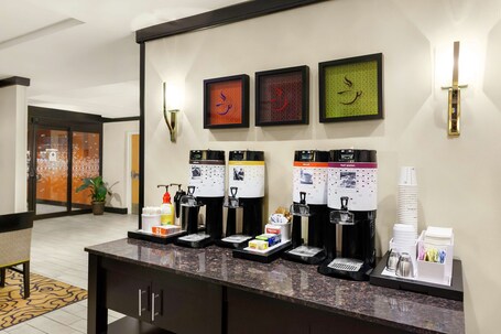Hampton Inn Miami Dadeland - Image 24