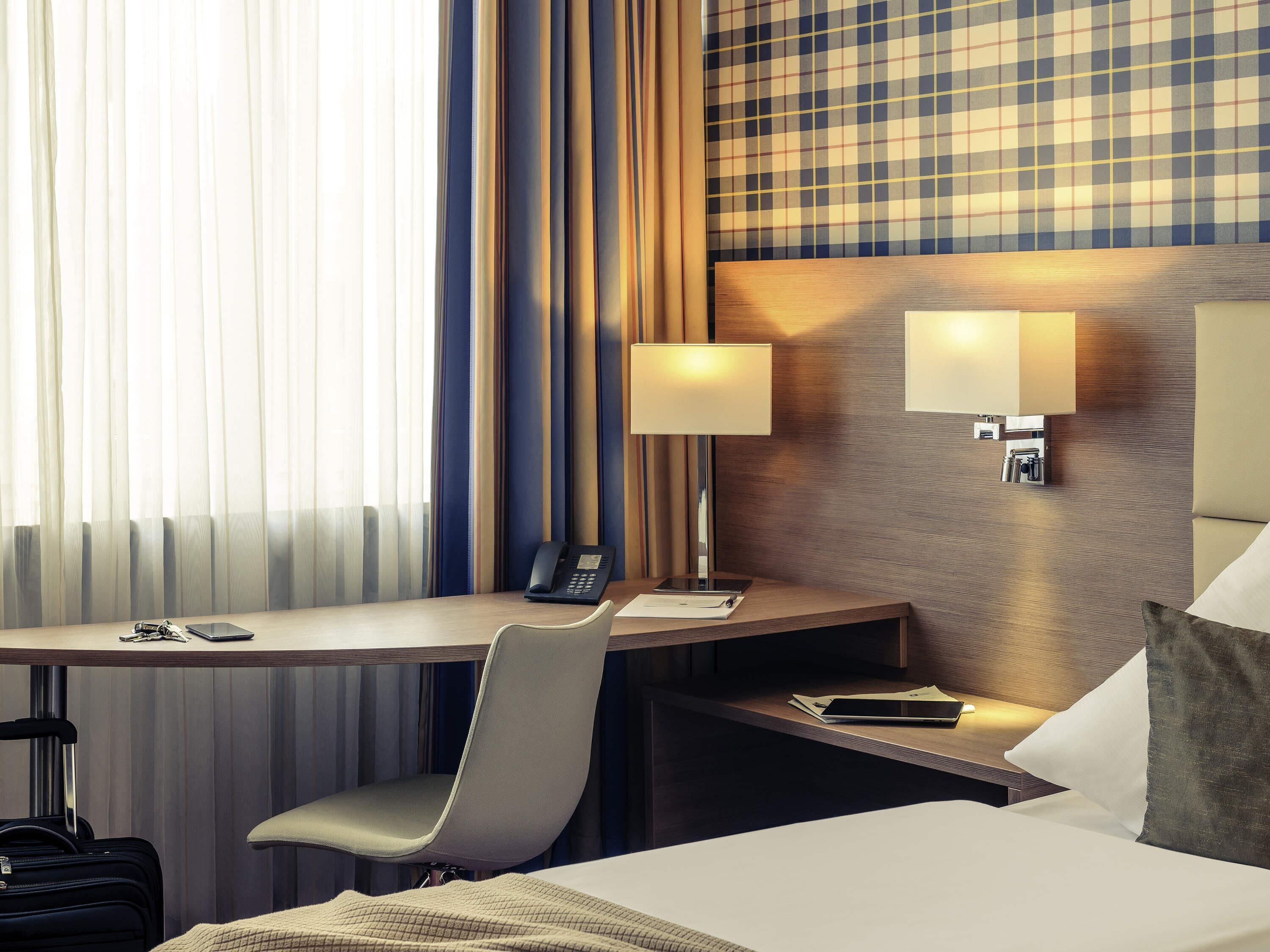 Standard Room, 2 Twin Beds | Premium bedding, down comforters, pillowtop beds, minibar