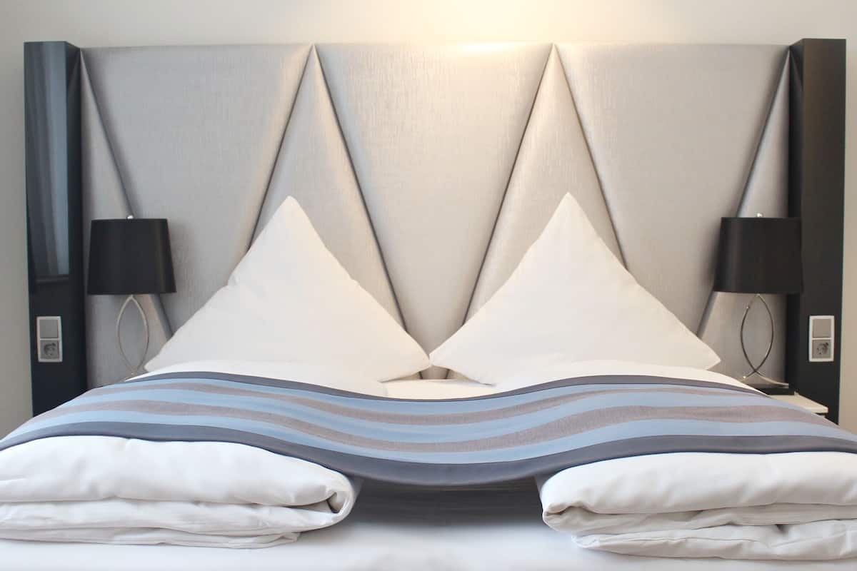 Literie de qualité supérieure, couette en duvet d'oie, minibar