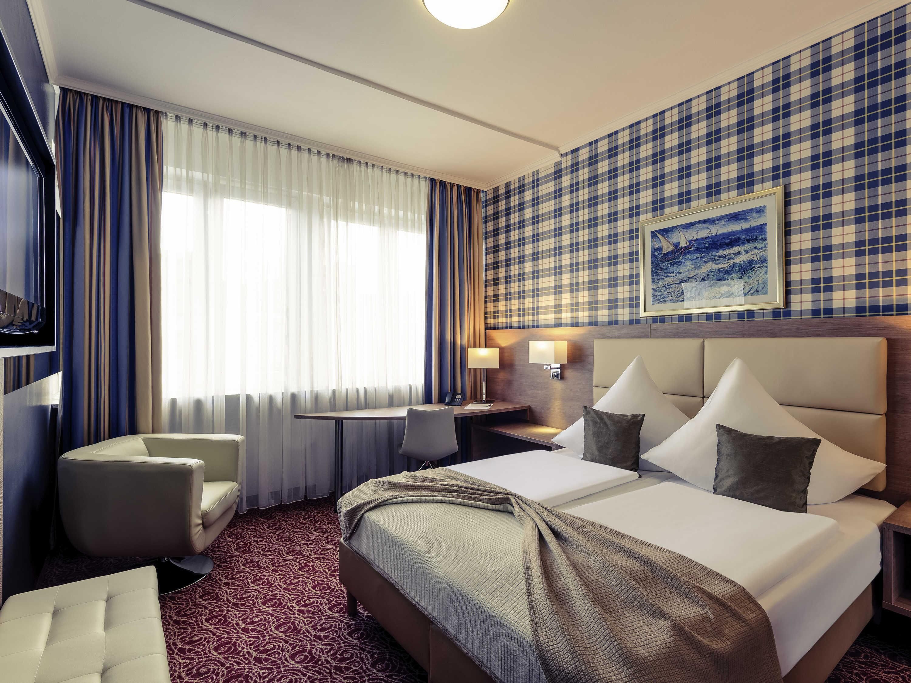 Standard Double Room, 1 Double Bed | Premium bedding, down comforters, minibar, in-room safe
