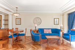 Lagoon Suite