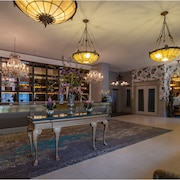 The Trinity City Hotel