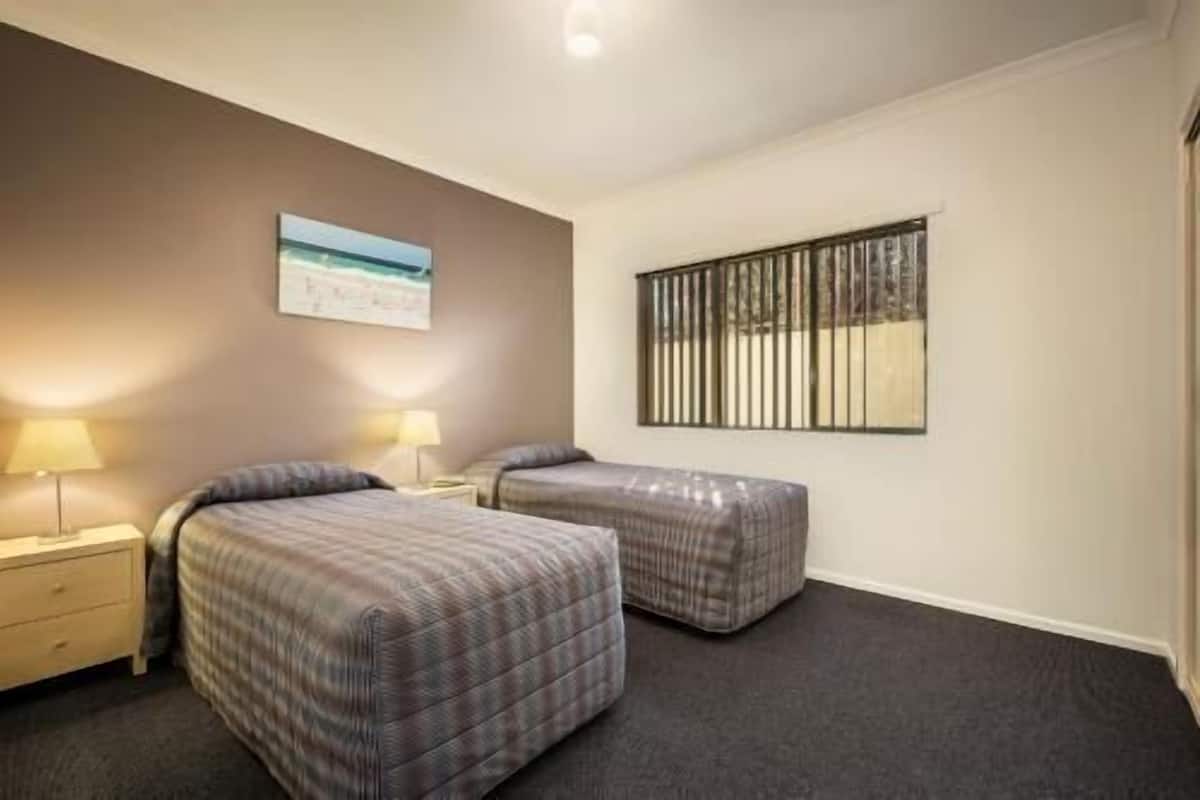 Desk, iron/ironing board, free cots/infant beds, WiFi