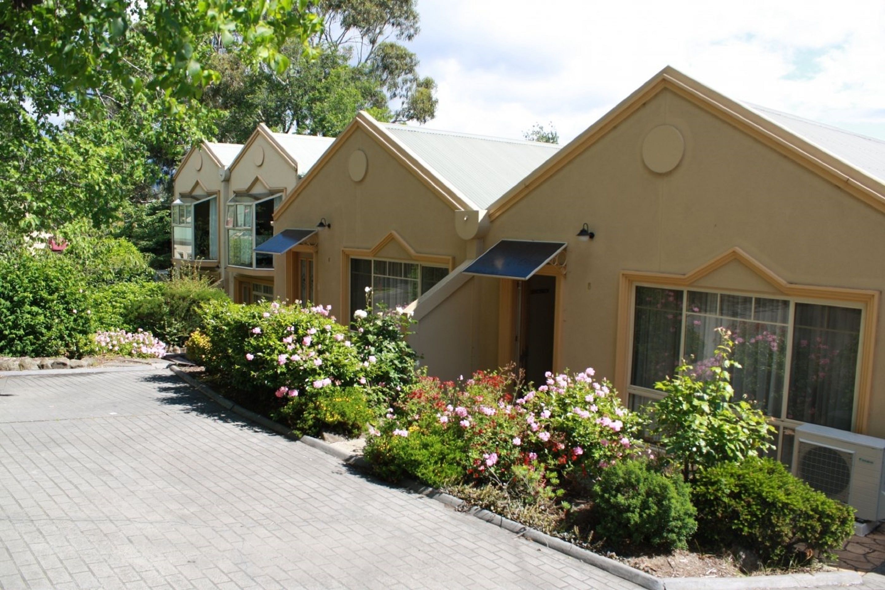 Quest Trinity House — image 10