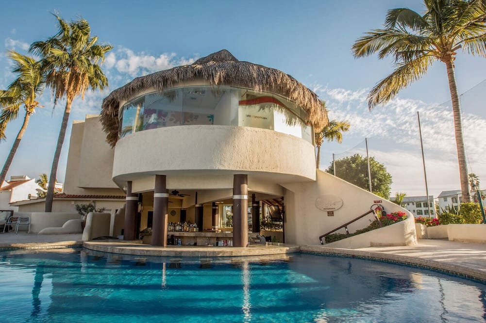 Park Royal Homestay Los Cabos