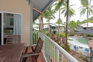 2 Bedroom Superior Apartment  | Vistas del balcón
