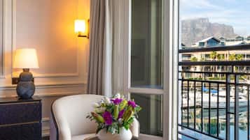 Premium bedding, down comforters, minibar, in-room safe