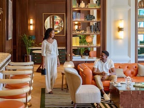 2 bars/lounges, cocktail bar, lobby lounge - Cape Grace, A Fairmont Managed Hotel (Cape Town)