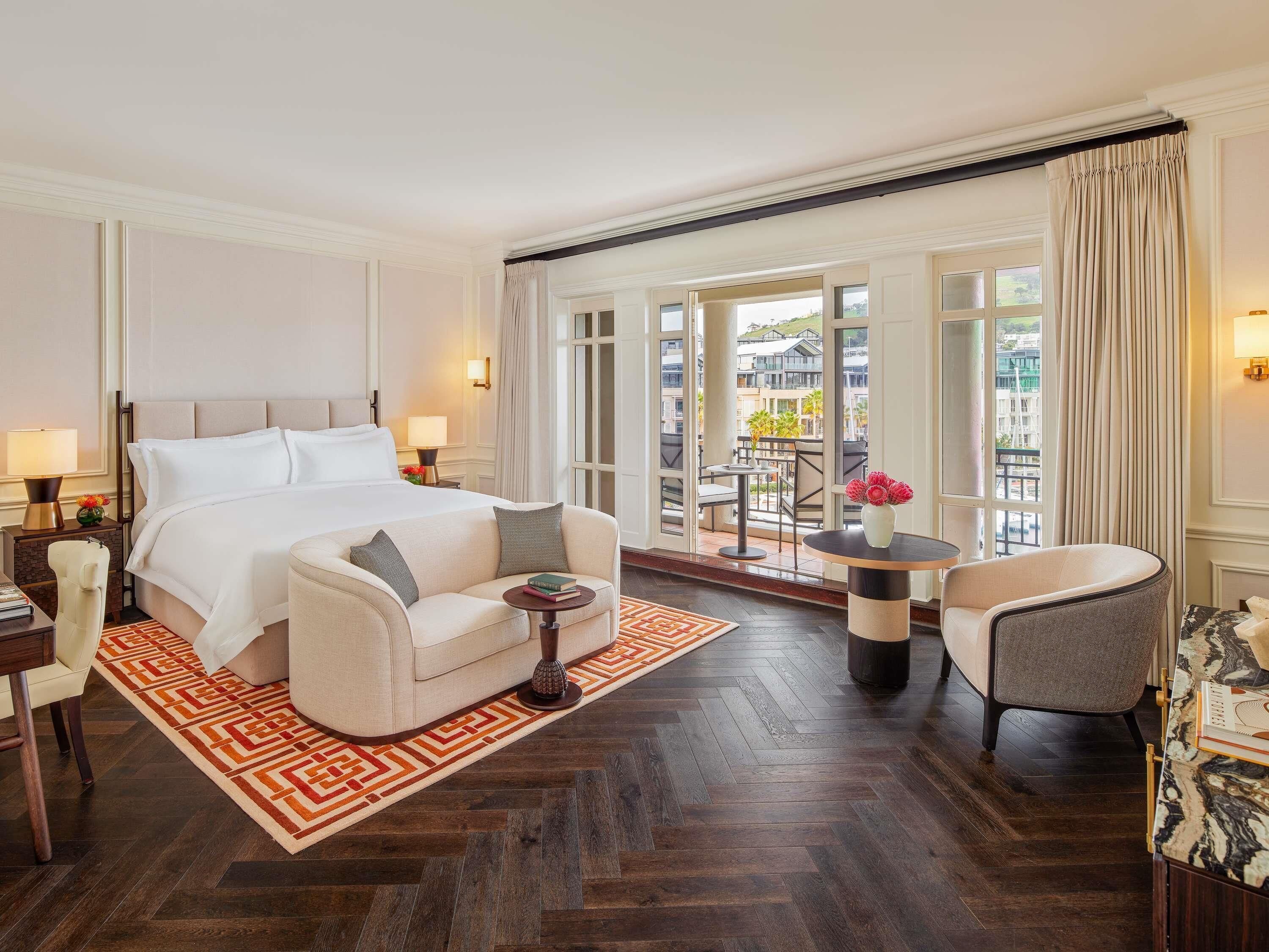 Superior Room, 1 King Bed | Premium bedding, down comforters, minibar, in-room safe