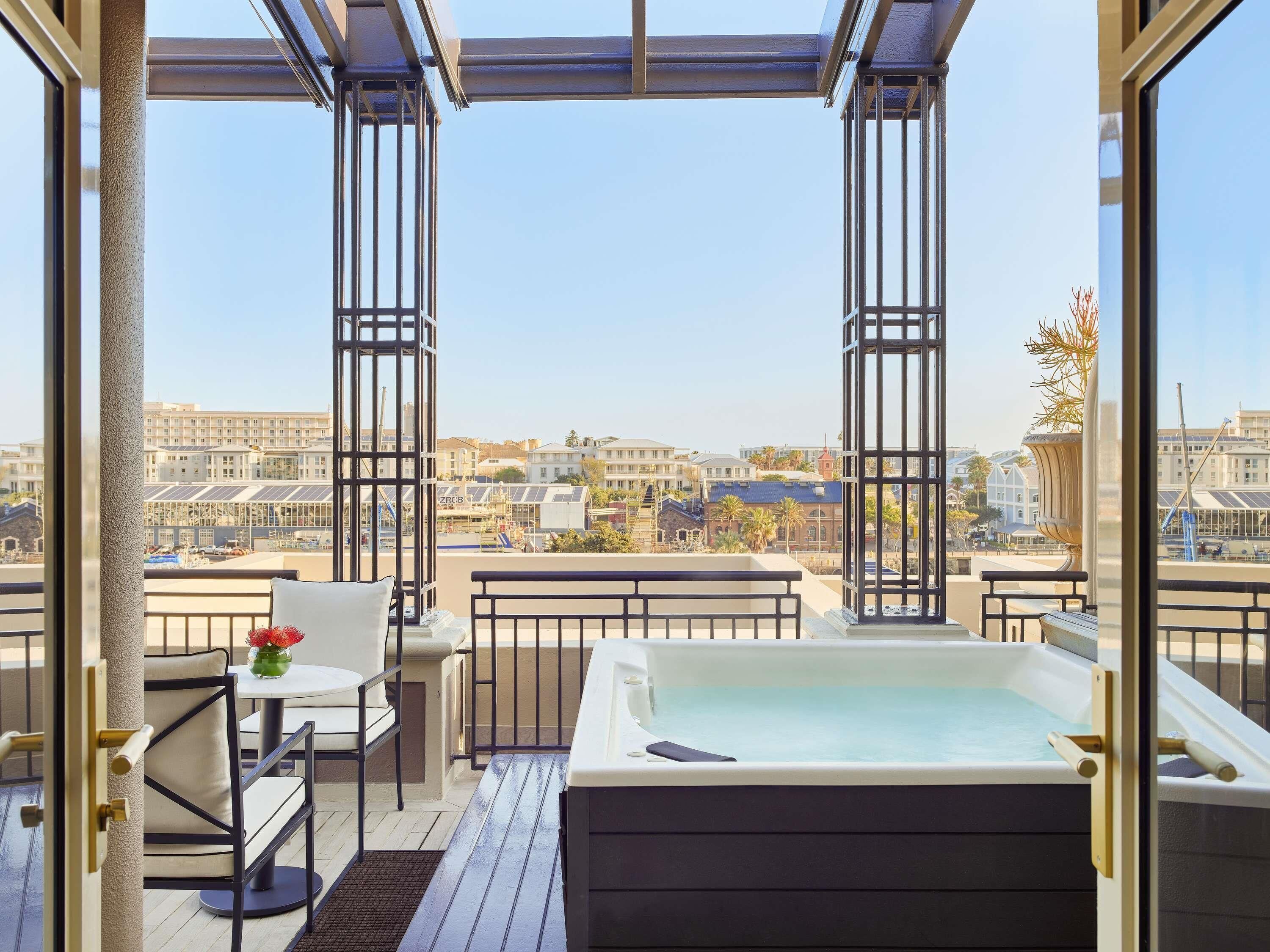 Suite, 1 lit double | Literie de qualité supérieure, couette en duvet d'oie, minibar