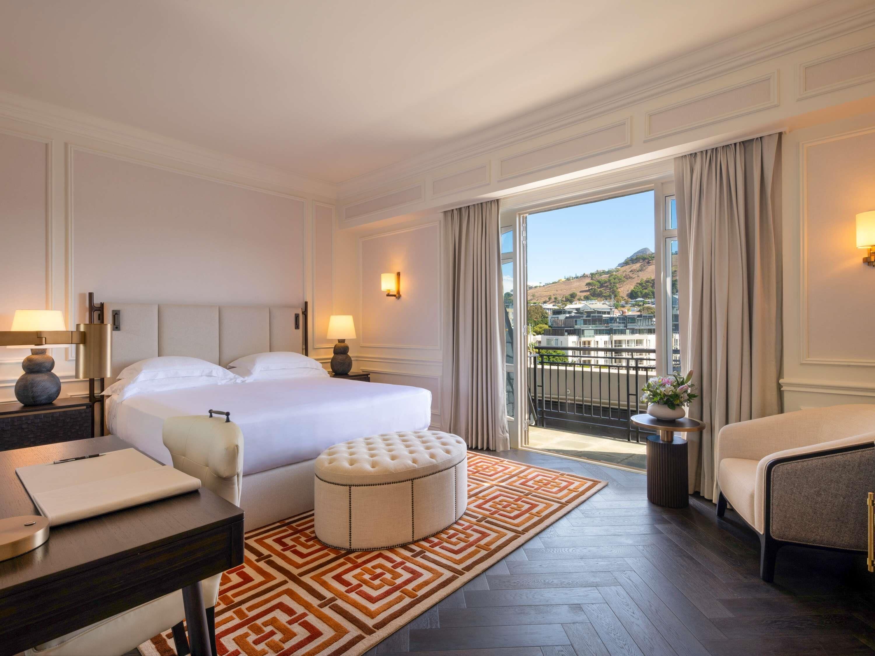 Room, 1 King Bed (Rooftop) | Premium bedding, down comforters, minibar, in-room safe