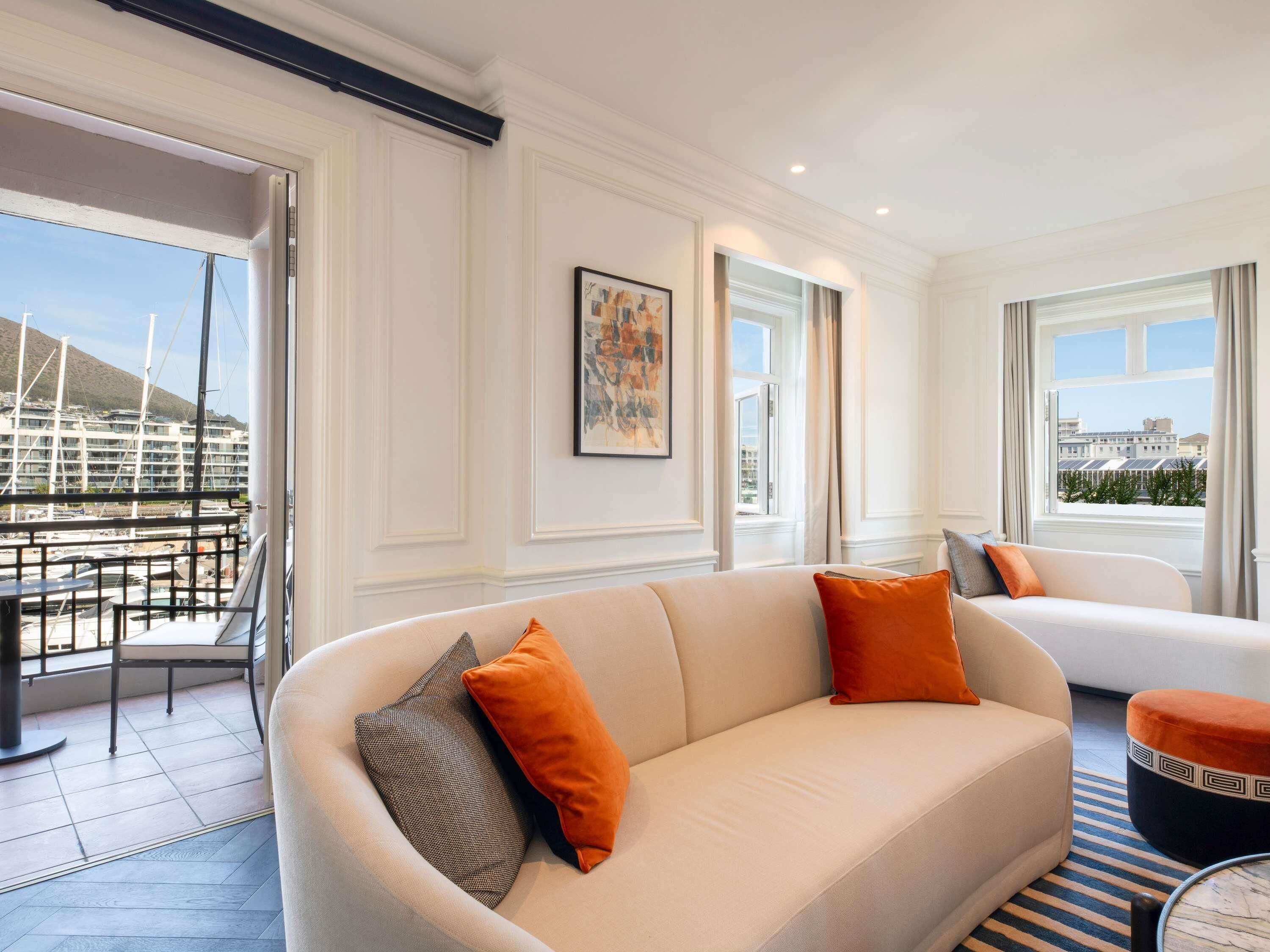 Signature Suite, 1 Bedroom | Premium bedding, down comforters, minibar, in-room safe