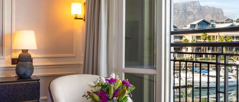 Ropa de cama de alta calidad, edredón y minibar