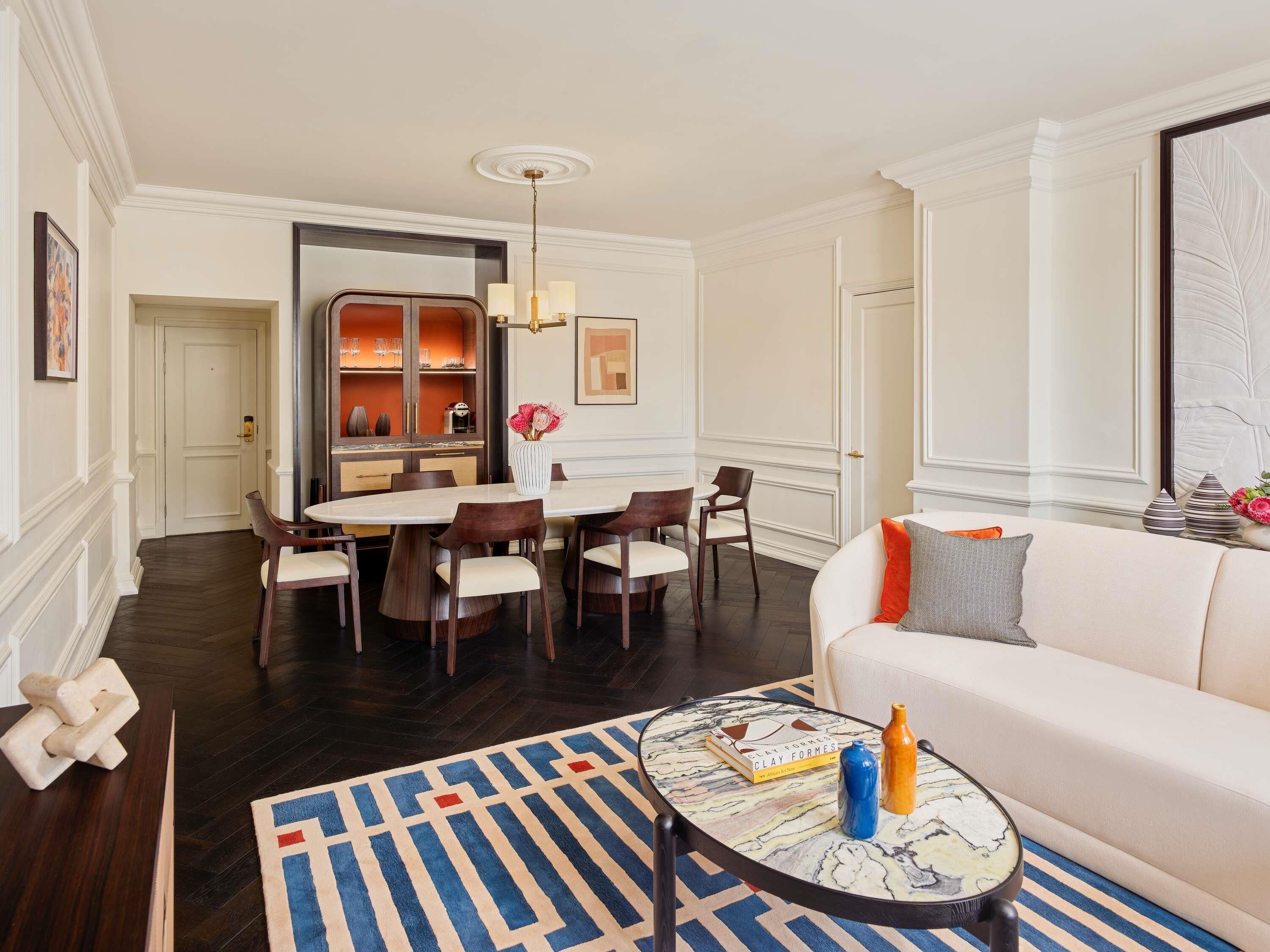 Premium bedding, down comforters, minibar, in-room safe