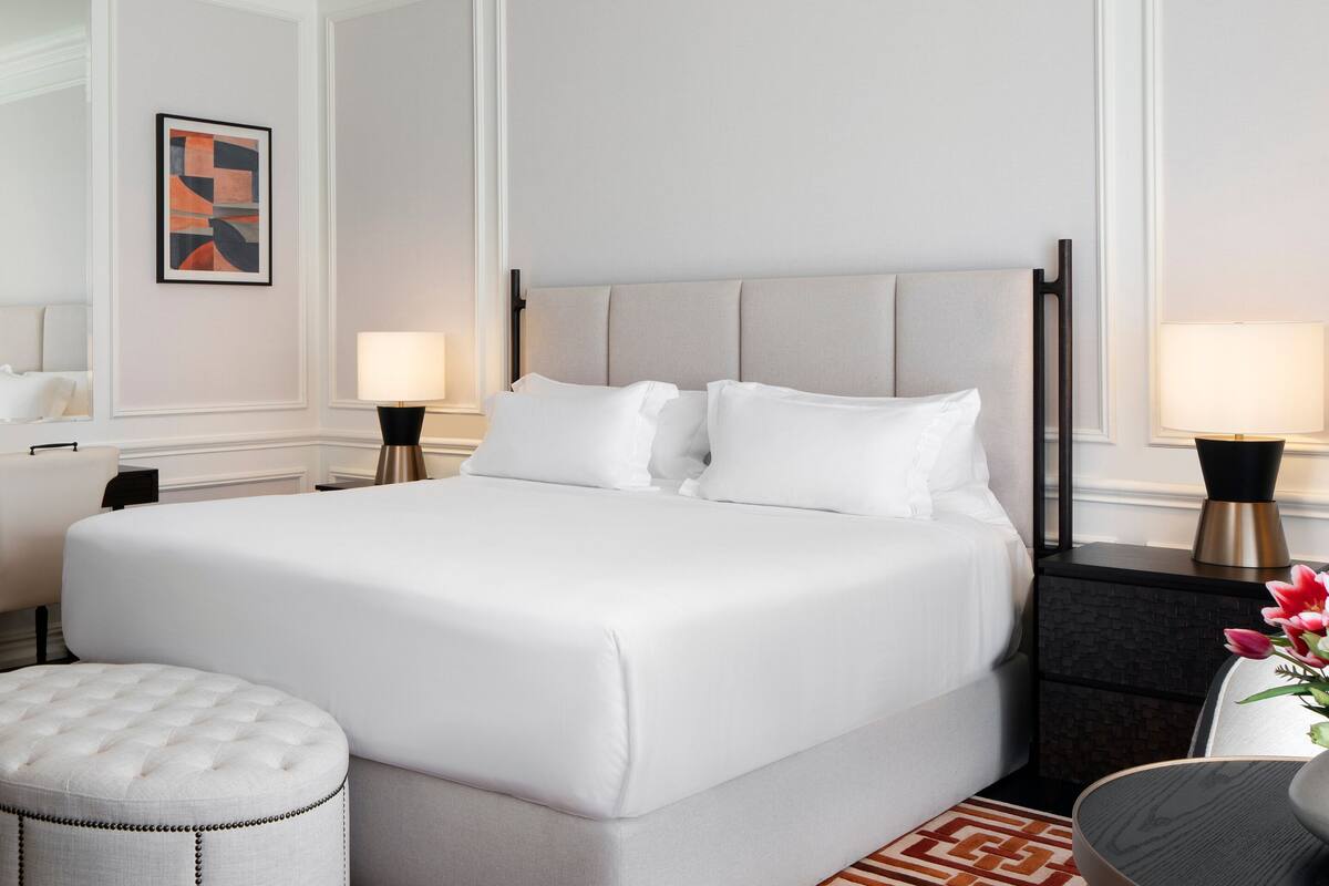 1 bedroom, premium bedding, down duvets, minibar