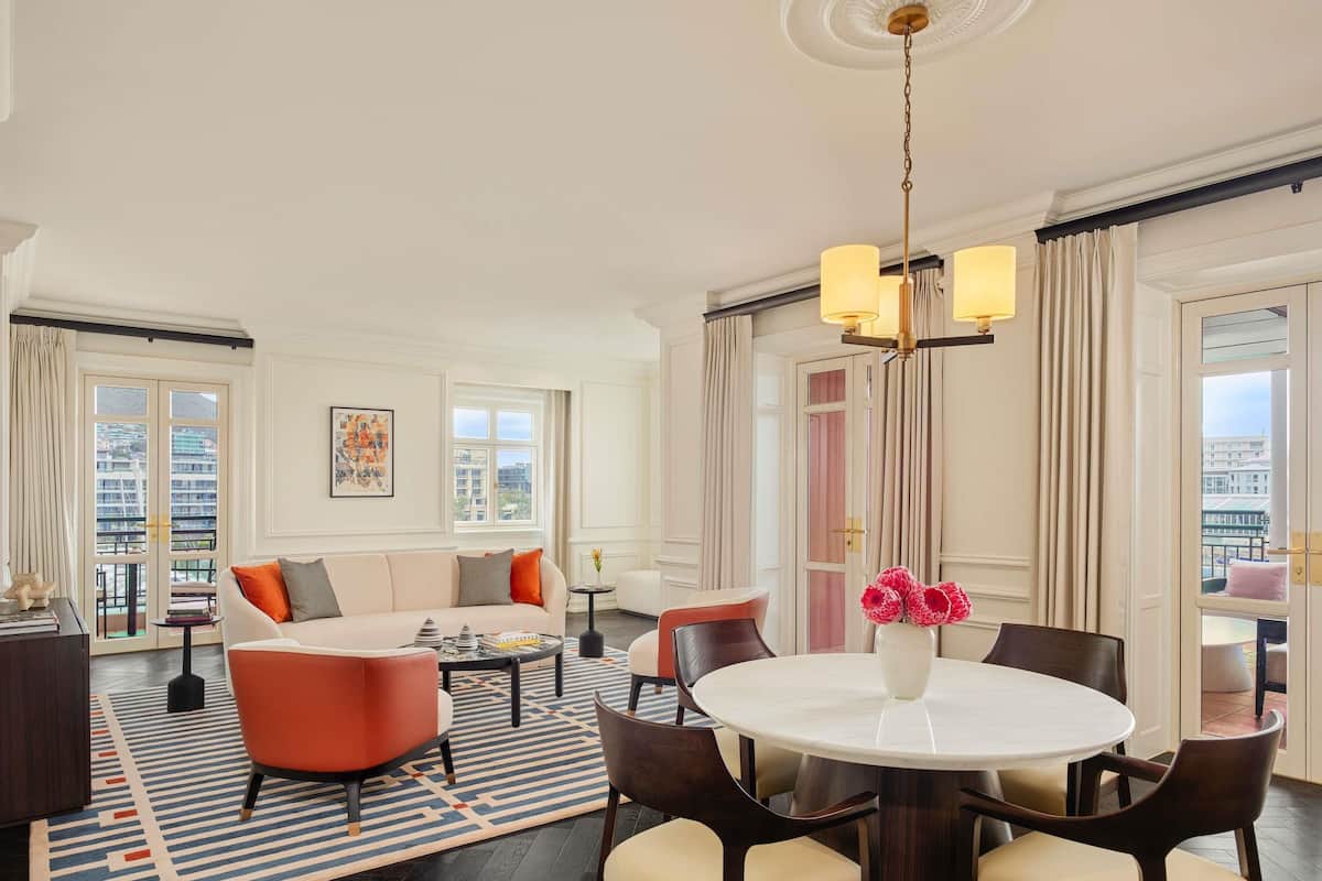 Signature Suite, 1 Bedroom | 1 bedroom, premium bedding, down comforters, minibar