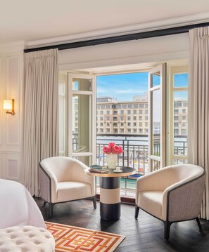 Room, 1 King Bed (Rooftop) | Premium bedding, down comforters, minibar, in-room safe - Cape Grace, A Fairmont Managed Hotel (Cape Town)