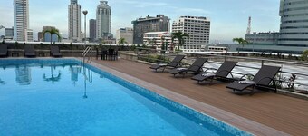 馬尼拉珍珠飯店