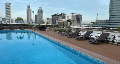 The Pearl Manila Hotel