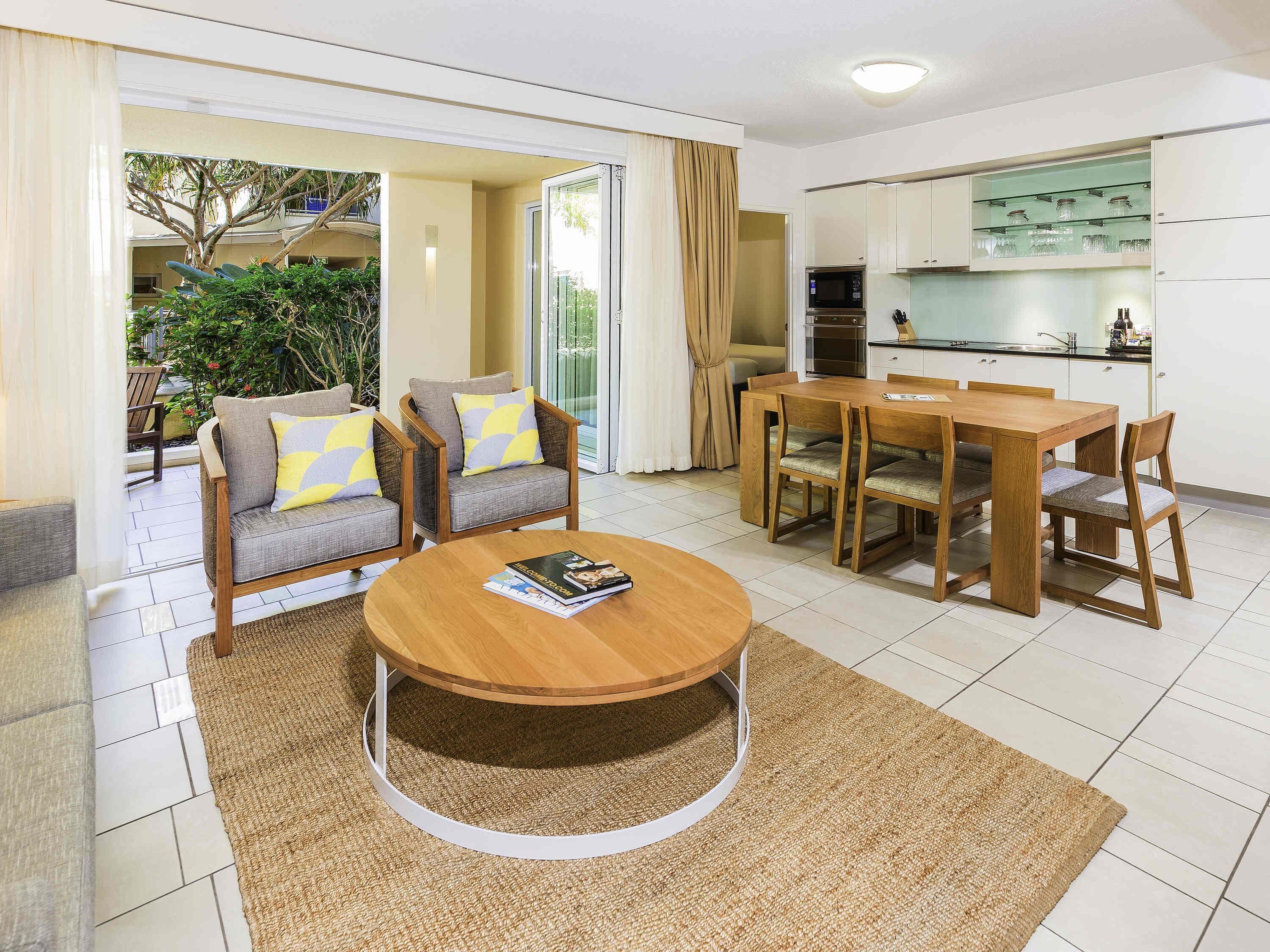 2 Bedroom River View Apartment | 1 bedroom, minibar, in-room safe, desk