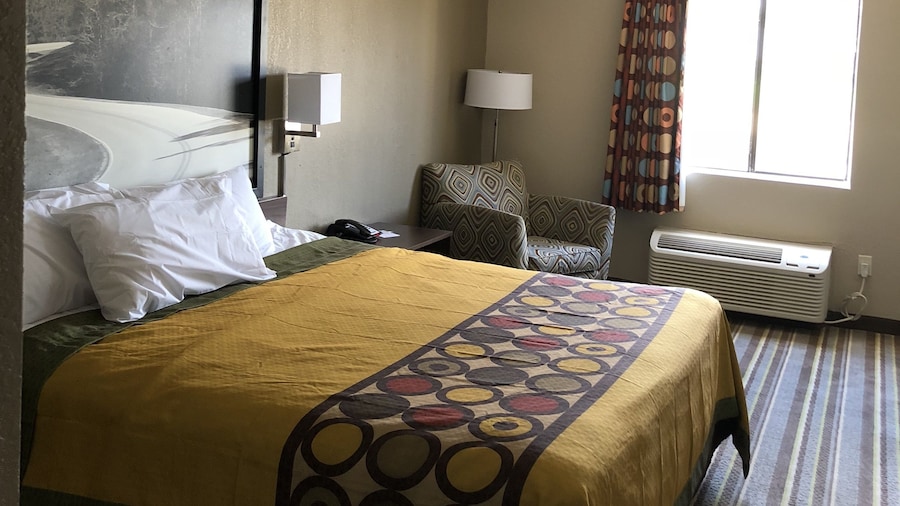 Super 8 by Wyndham Jackson/Ridgeland