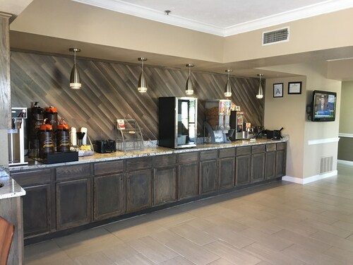 Super 8 by Wyndham Jackson/Ridgeland