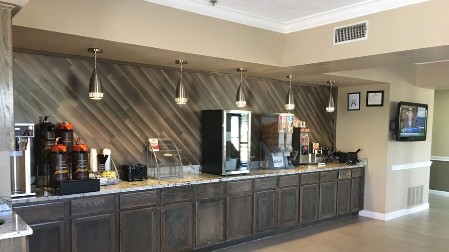 Super 8 by Wyndham Jackson/Ridgeland