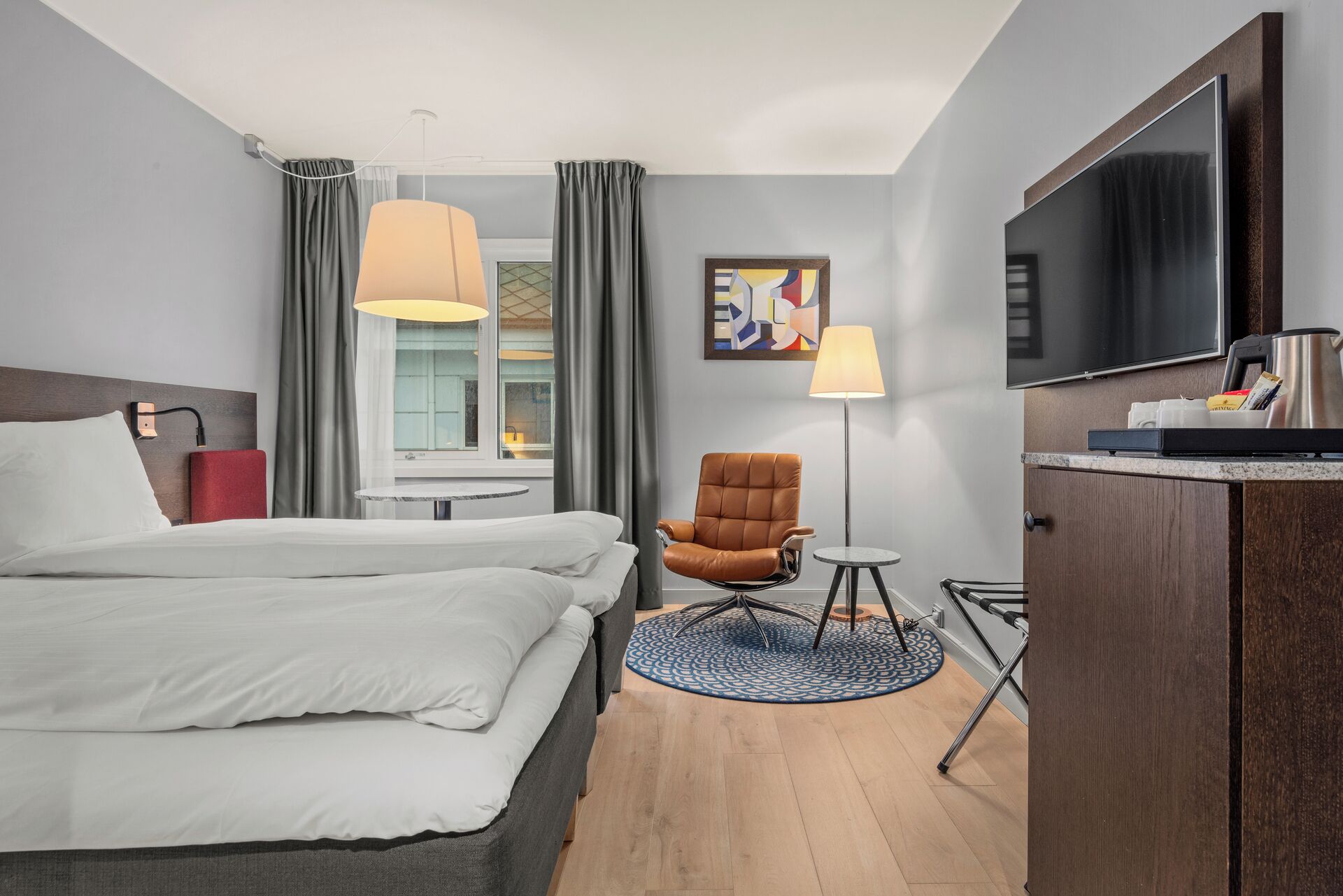 Standard Double or Twin Room Twin Beds | Desk, blackout drapes, iron/ironing board, cribs/infant beds