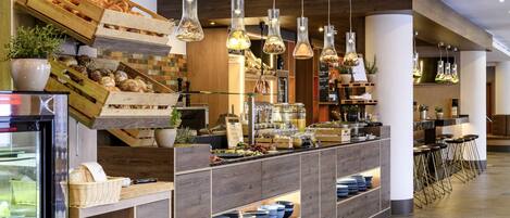 Breakfast, dinner served; Mediterranean cuisine, alfresco dining