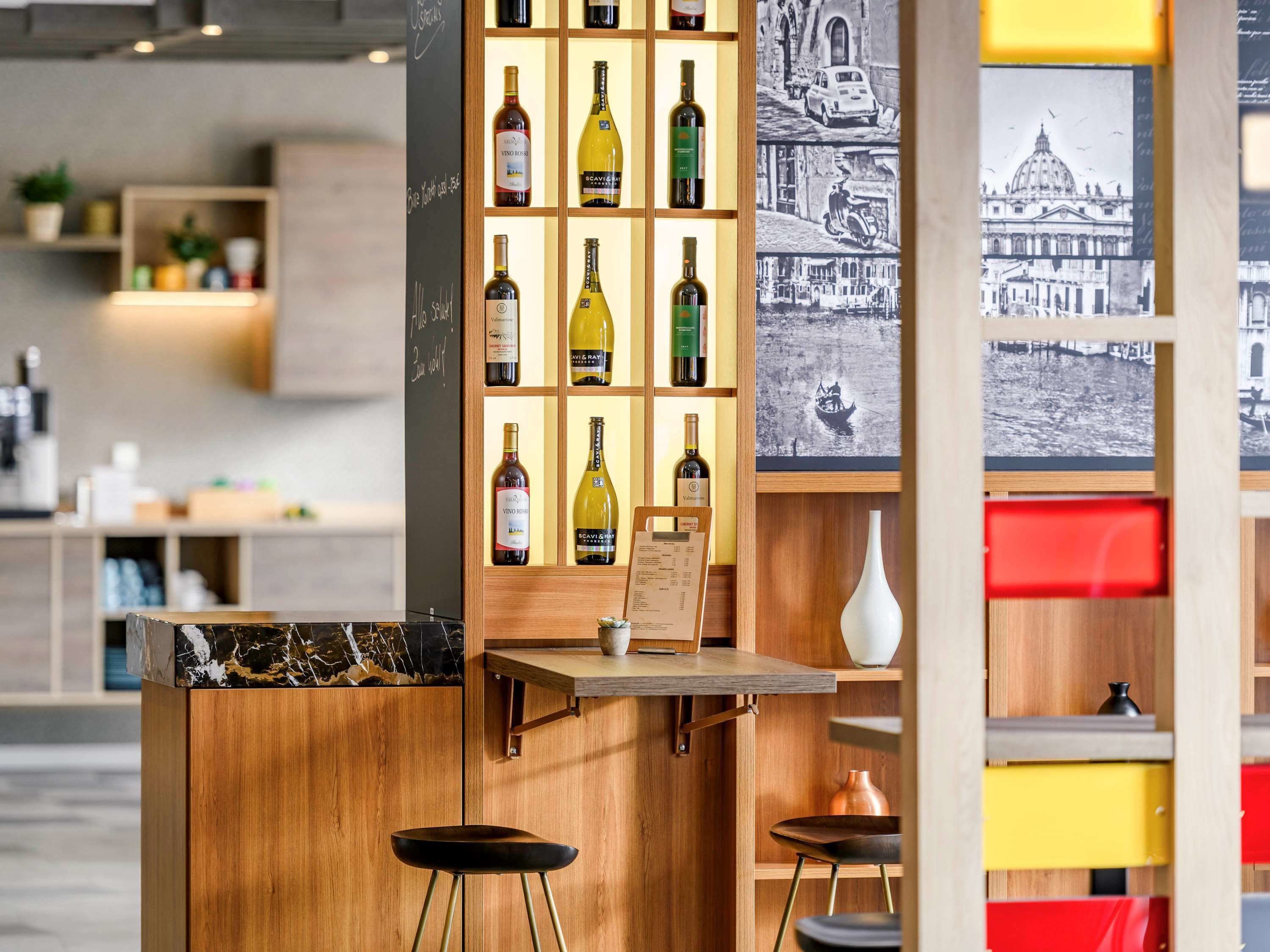 Bar (in der Unterkunft)