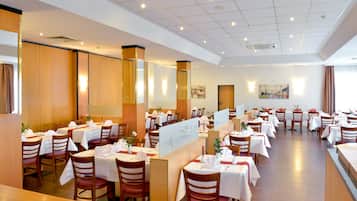 Mittagessen und Abendessen
