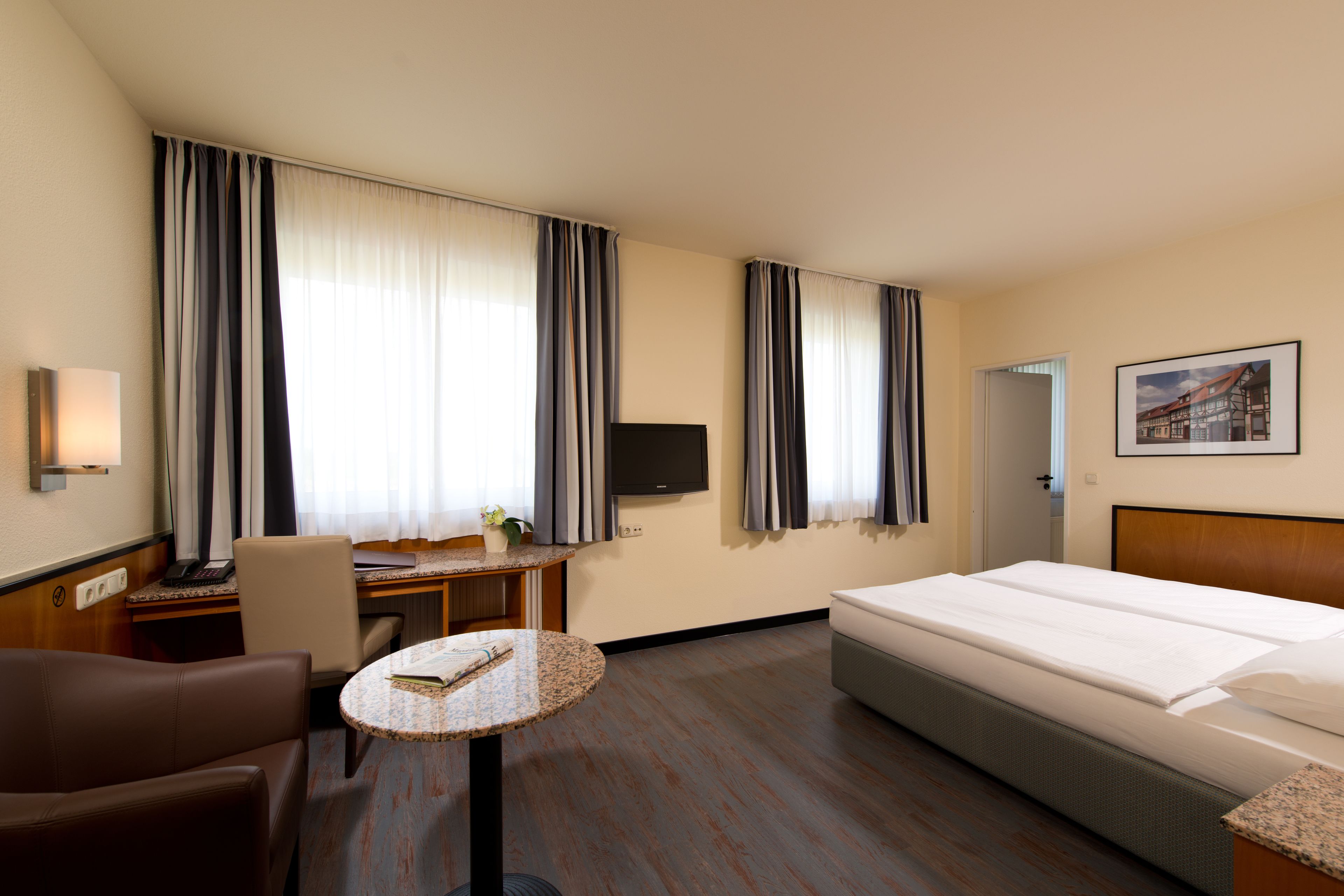 standard twin room | 1 bedroom, hypo-allergenic bedding, desk, blackout curtains